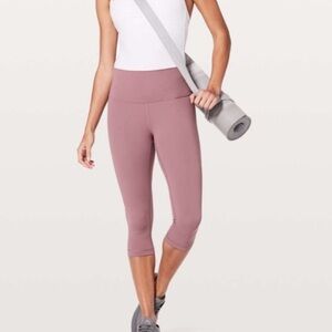 Lululemon wunder under hi-rise 1/2 tight “17 size 4
